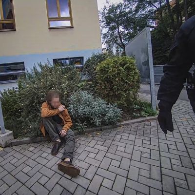 cyklista po nehodě cyklista po nehodě